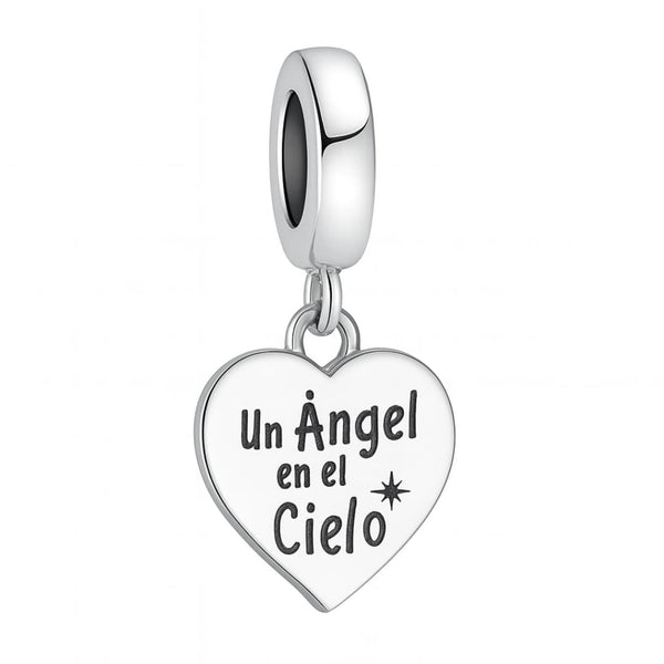 Charm Un Ángel en el Cielo
