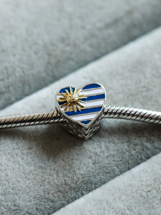 Charm Corazón Uruguay