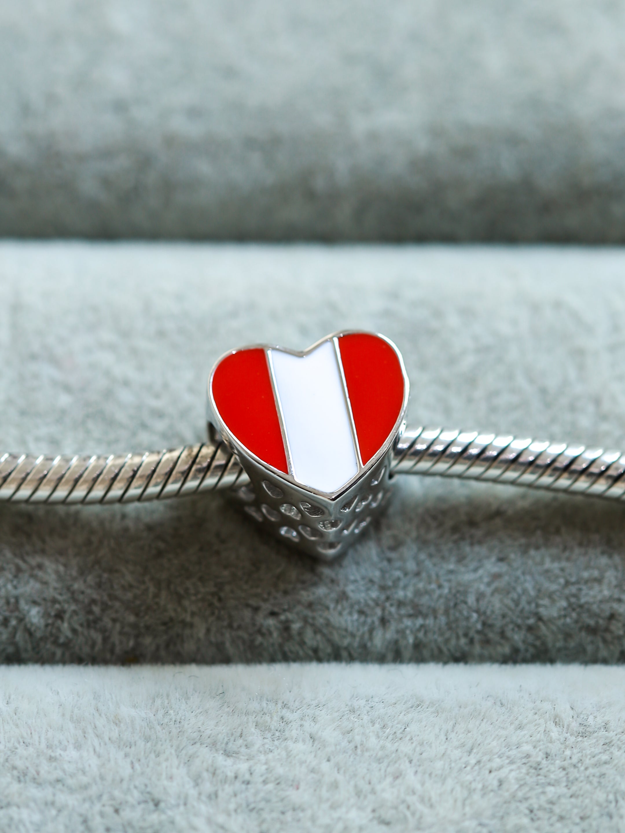 Charm Corazón Perú