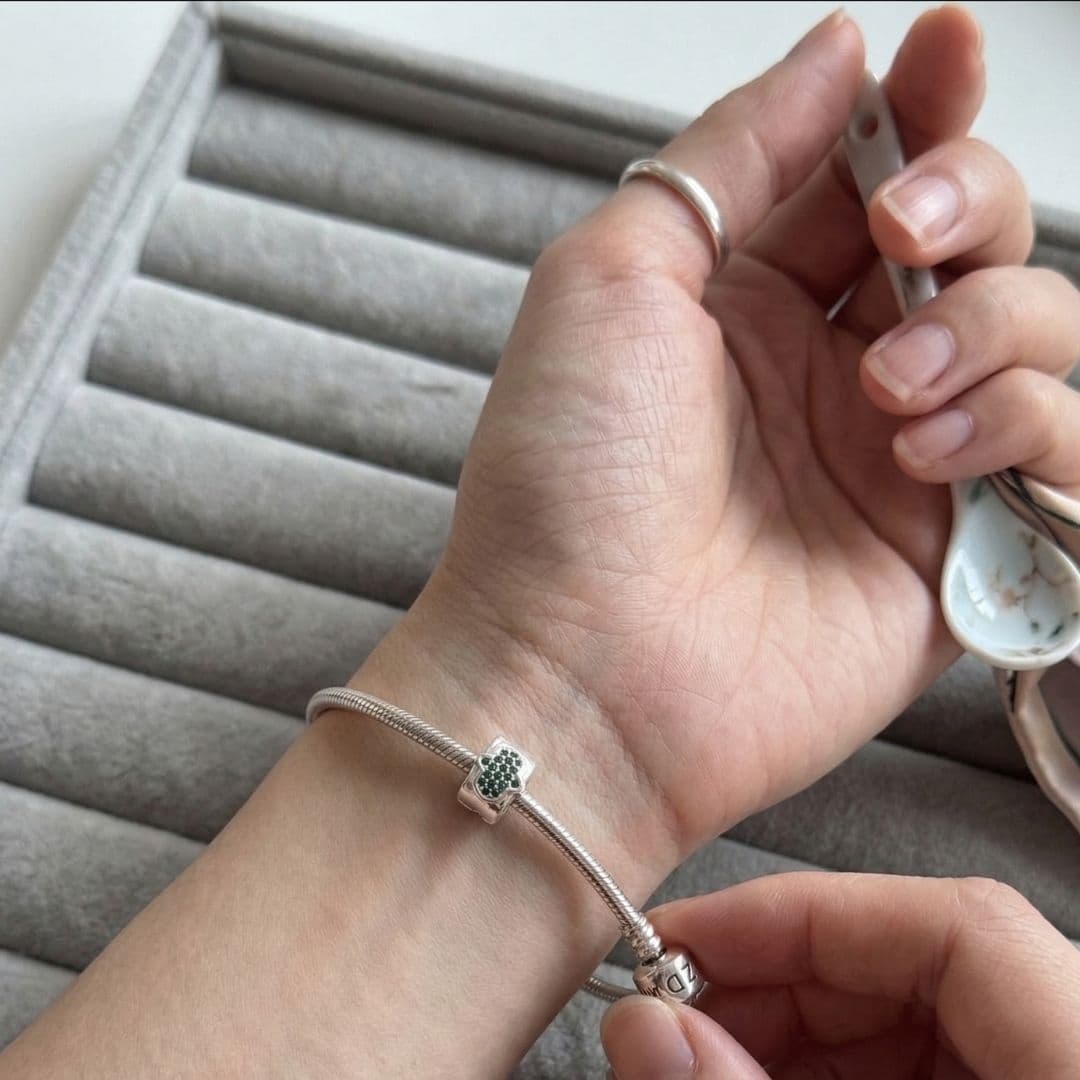 Charm Mano de Fátima