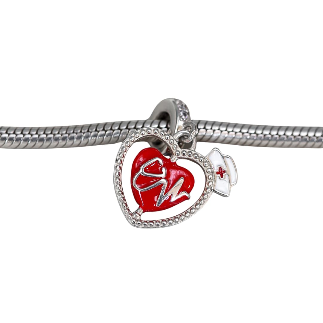Charm Corazón Enfermera Colgante Rojo