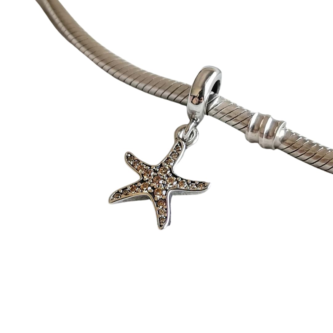 Charm Estrella de Mar Brillos