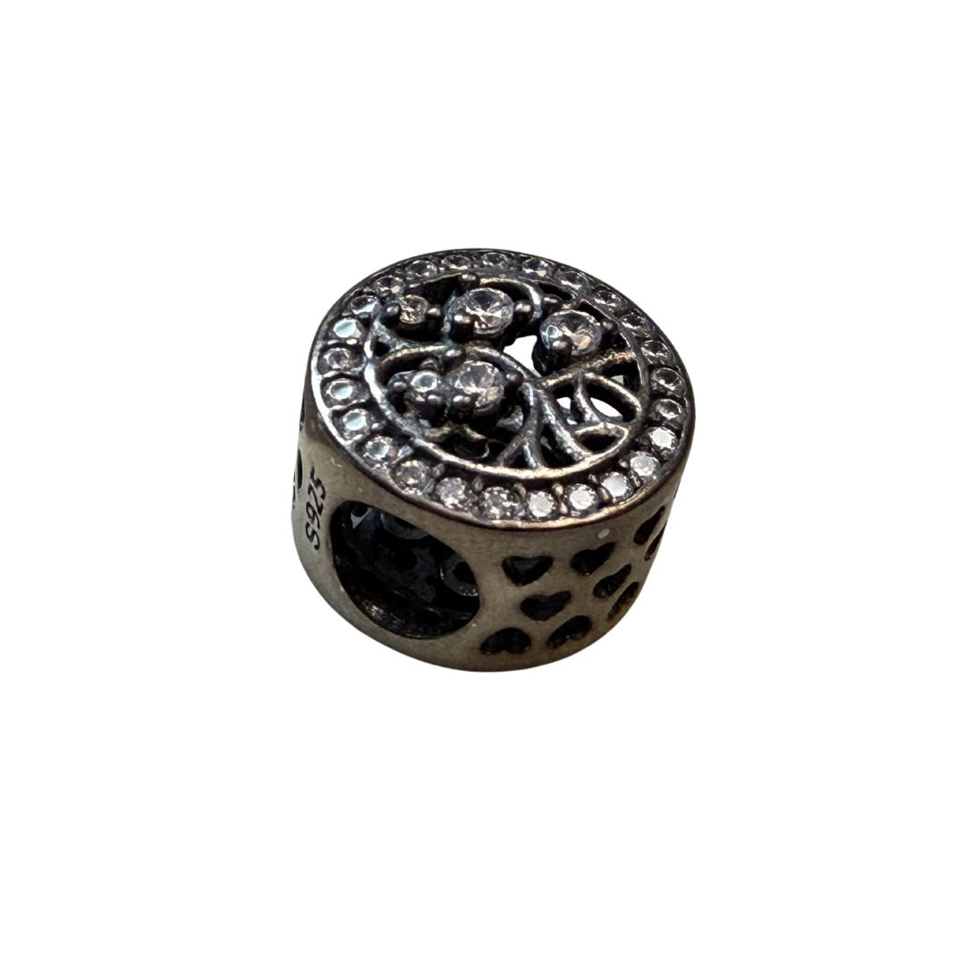 Charm circular enredadera con brillos