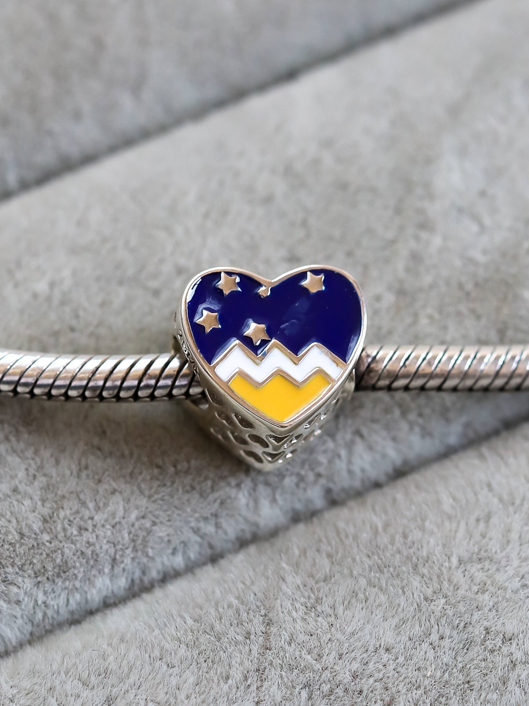 Charm Corazón Magallanes