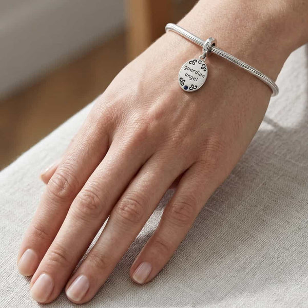 Charm Medallón Ángel Guardián