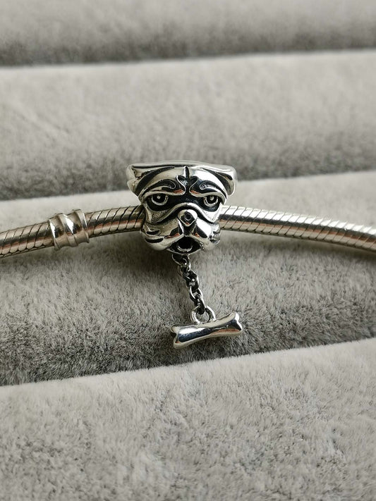 Charm Bulldog Inglés